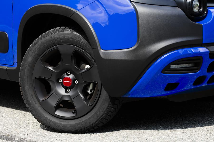 Детали экстерьера Fiat Panda City Cross Waze (319) 2018 года  (фото 6 из 10)